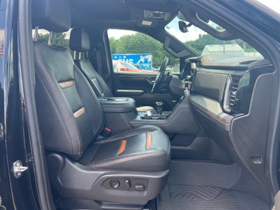2022 GMC Sierra 1500 Crew Cab Short Box 4-Wheel Drive AT4