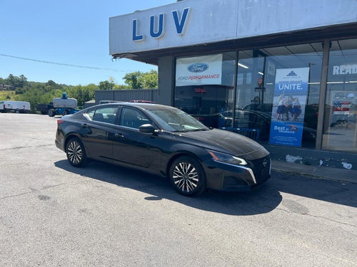 2026 Nissan Altima 4DR SV
