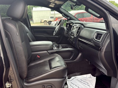 2019 Nissan TITAN SL