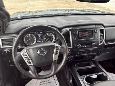2019 Nissan TITAN SL