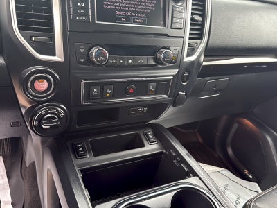 2019 Nissan TITAN SL