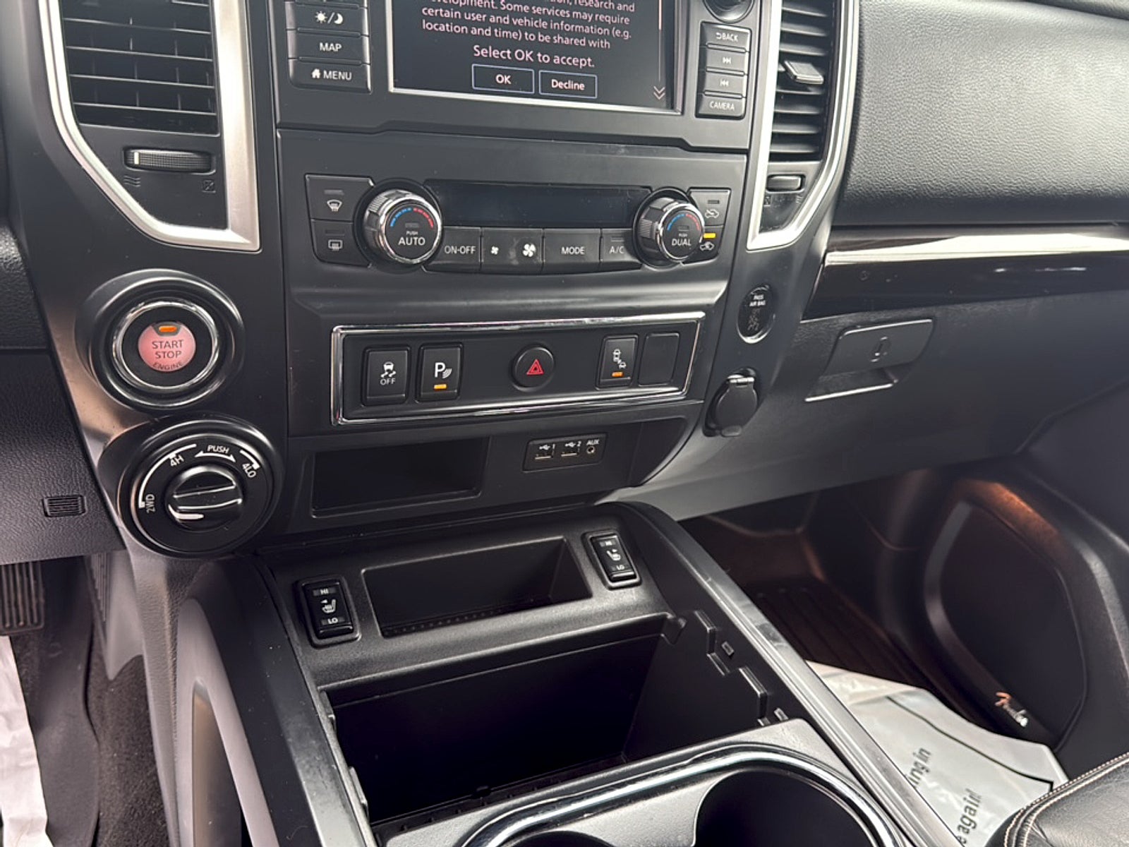 2019 Nissan TITAN SL