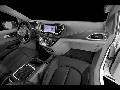 2024 Chrysler Pacifica Touring L FWD