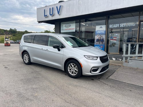 2024 Chrysler Pacifica Touring L FWD