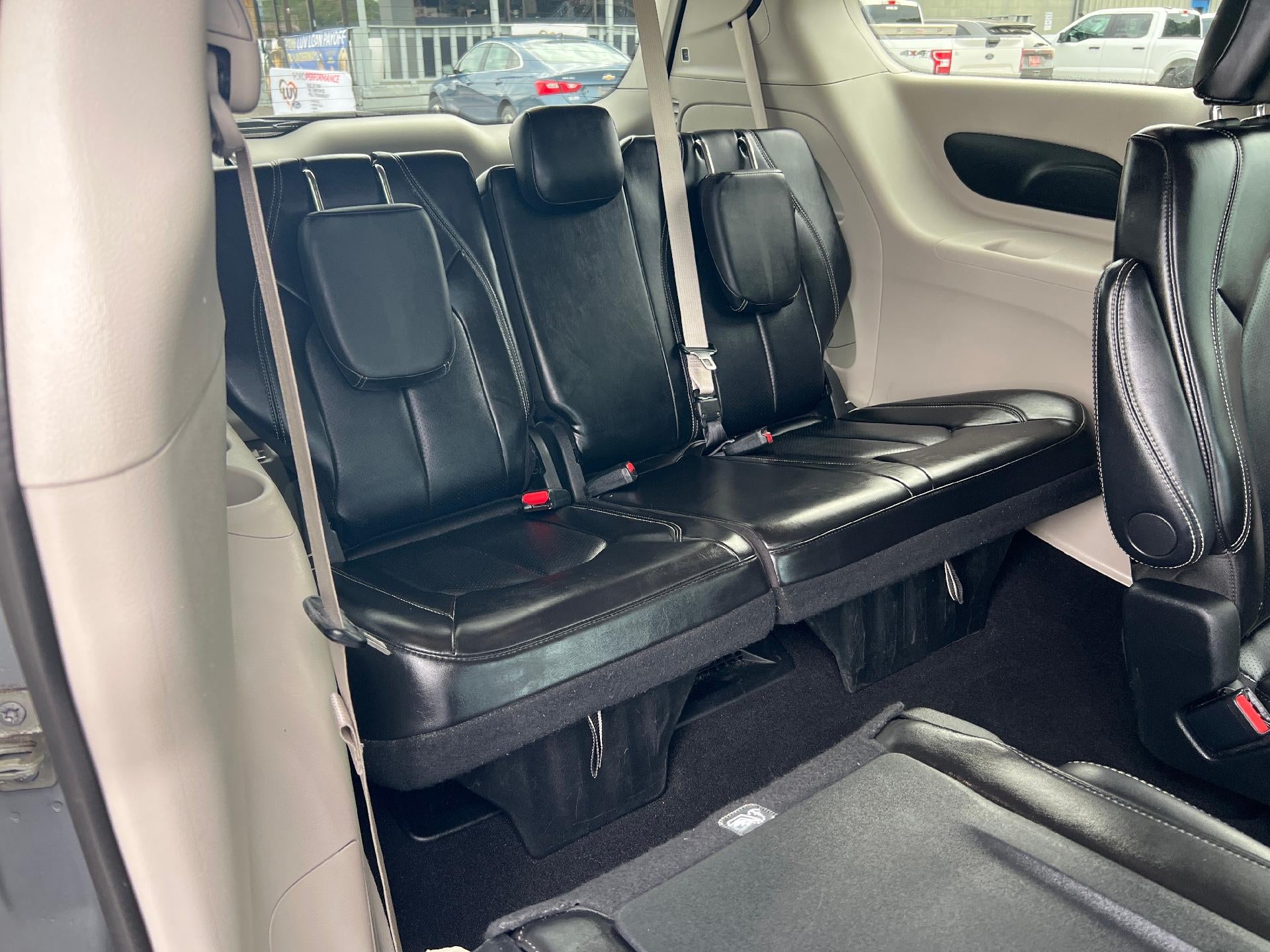 2024 Chrysler Pacifica Touring L FWD