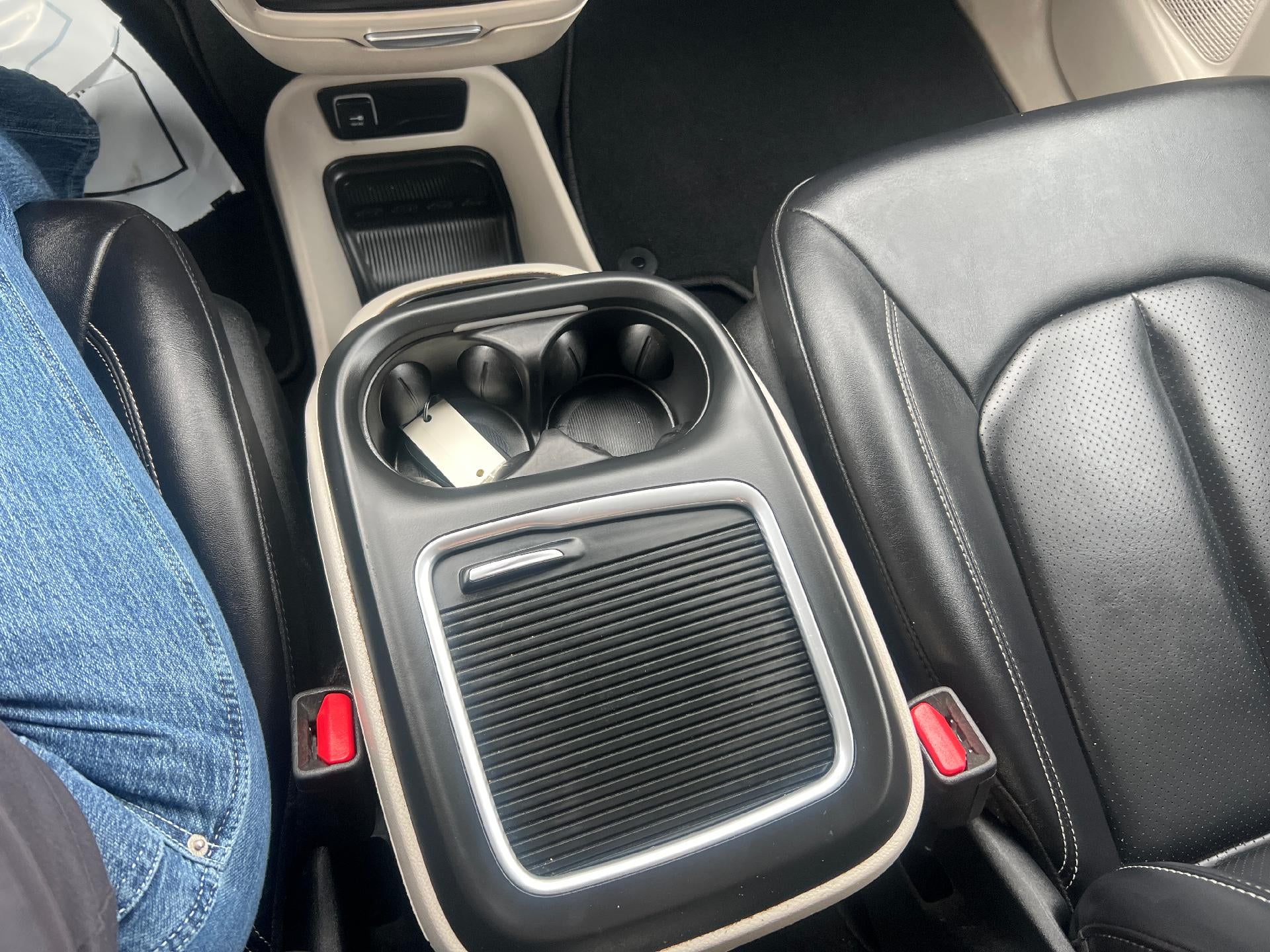 2024 Chrysler Pacifica Touring L FWD
