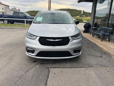 2024 Chrysler Pacifica Touring L FWD
