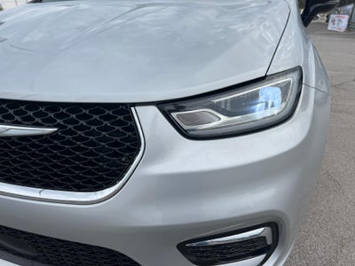 2024 Chrysler Pacifica Touring L FWD