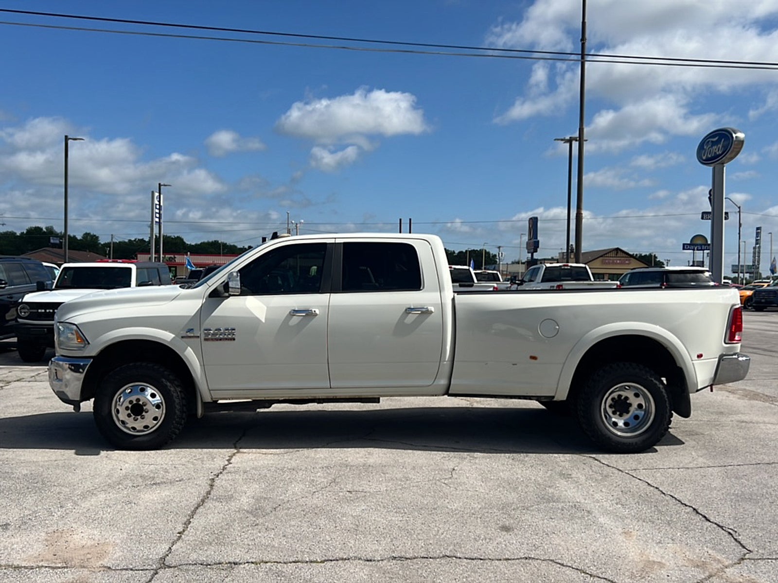 2016 RAM 3500 Laramie