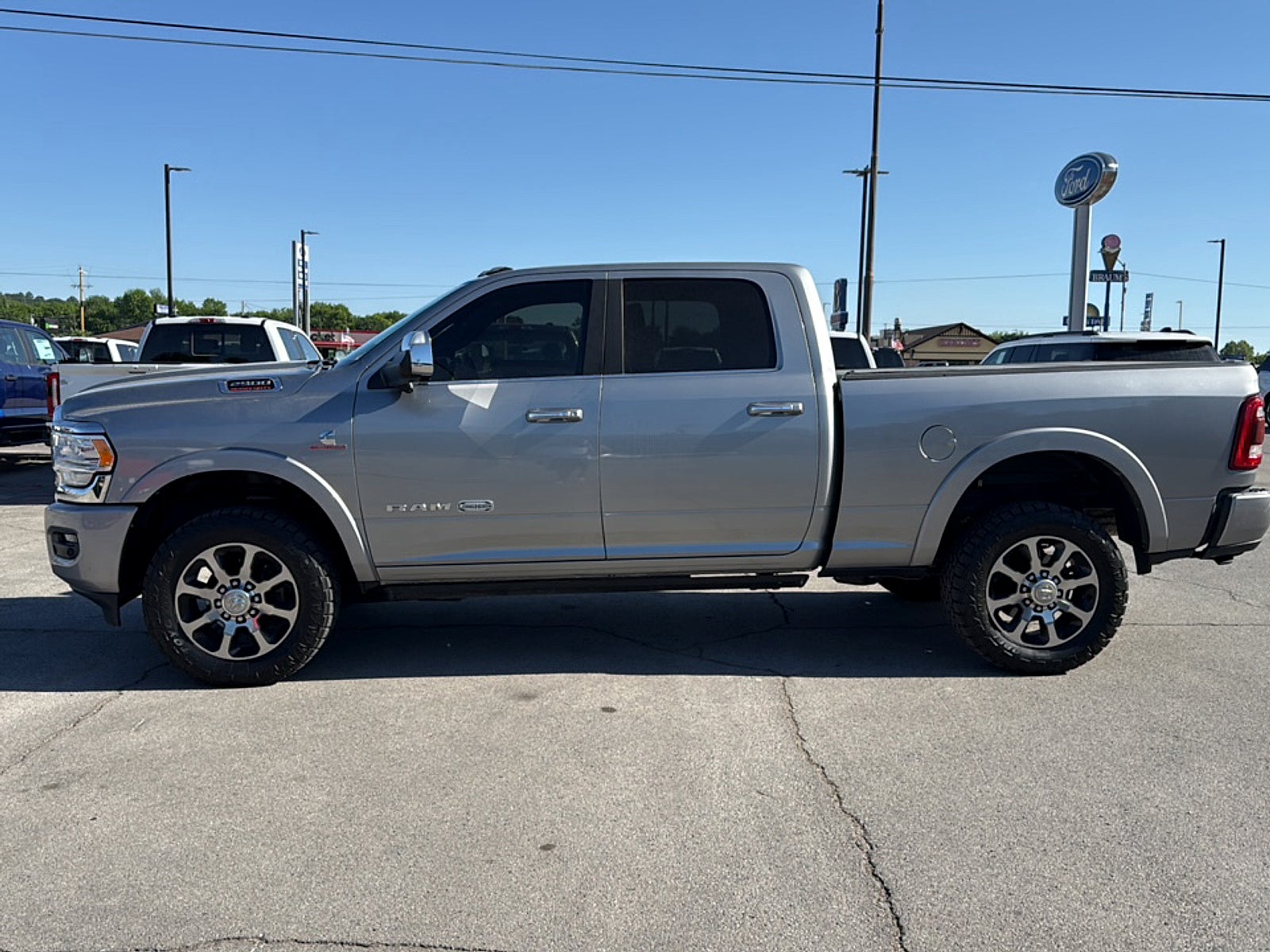 2020 RAM 2500 Laramie Longhorn Crew Cab 4x4 6'4" Box