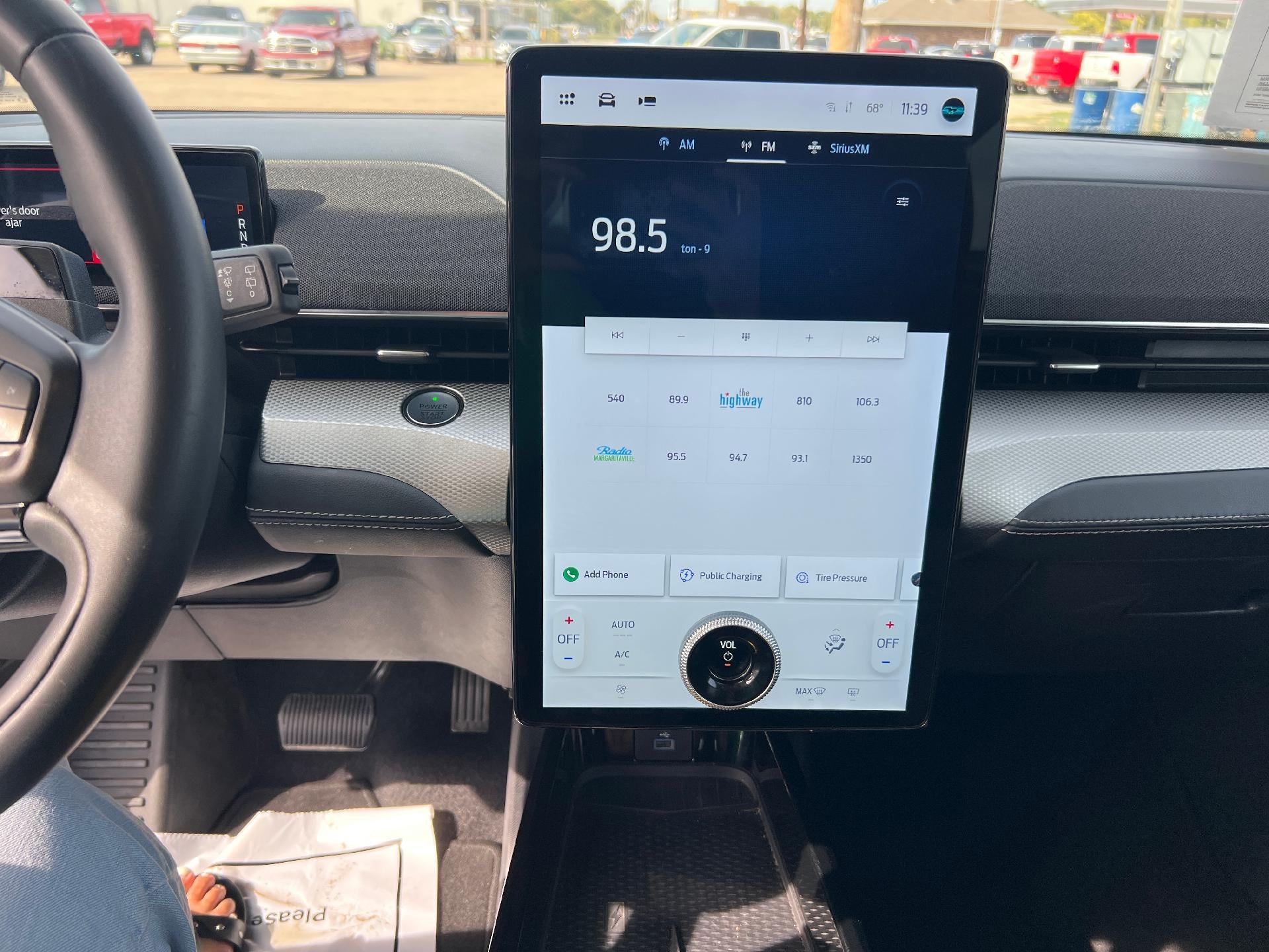 2023 Ford Mustang Mach-E Select RWD