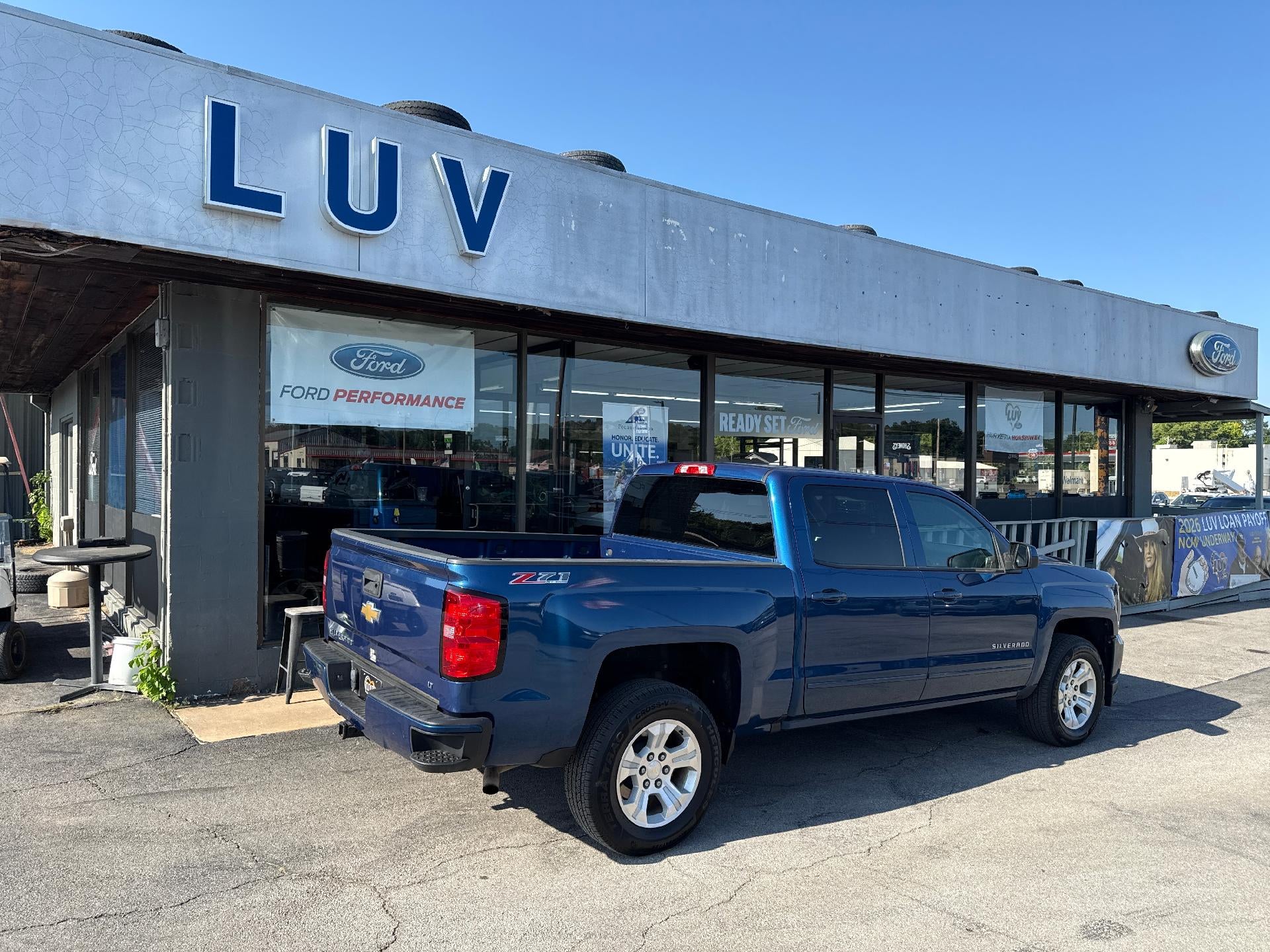2016 Chevrolet Silverado 1500 CREW CAB LT Z-71 SHORTBOX