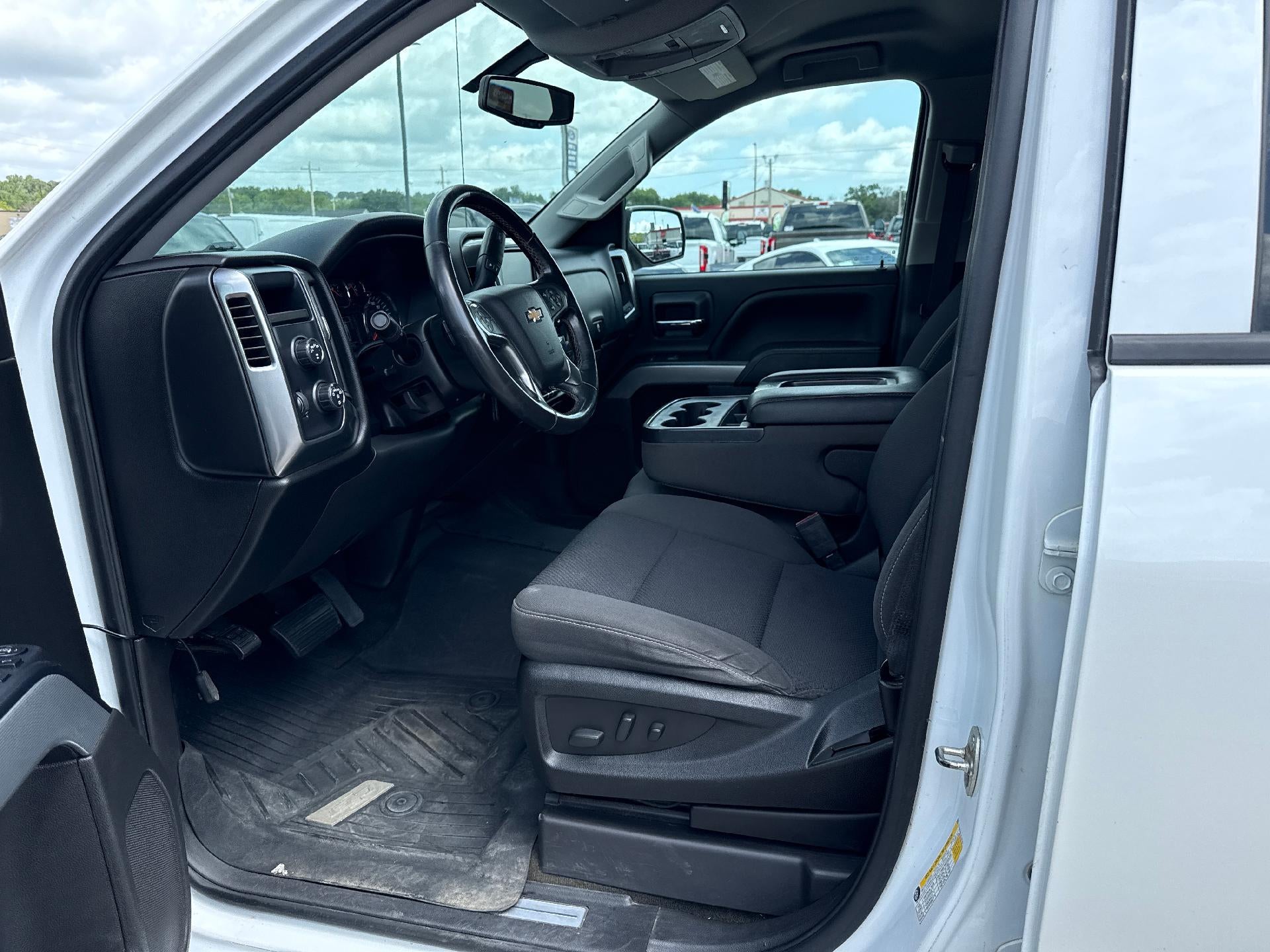 2018 Chevrolet Silverado 1500 Crew Cab Short Box 4-Wheel Drive LT Z71
