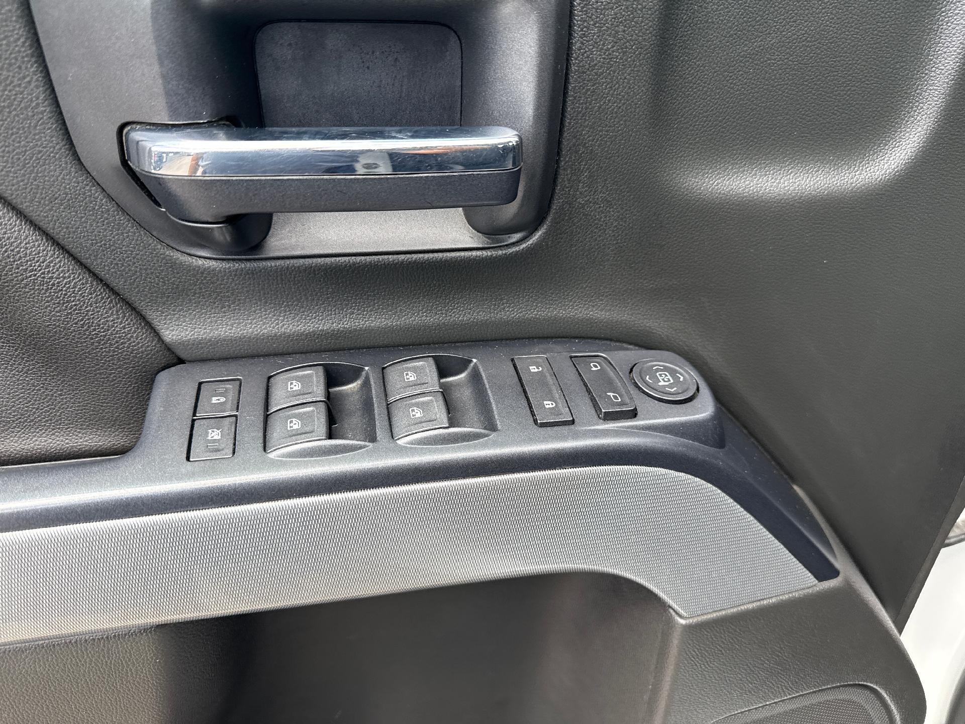 2018 Chevrolet Silverado 1500 Crew Cab Short Box 4-Wheel Drive LT Z71