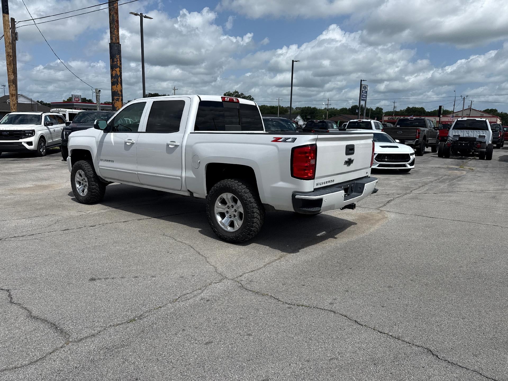 2018 Chevrolet Silverado 1500 Crew Cab Short Box 4-Wheel Drive LT Z71