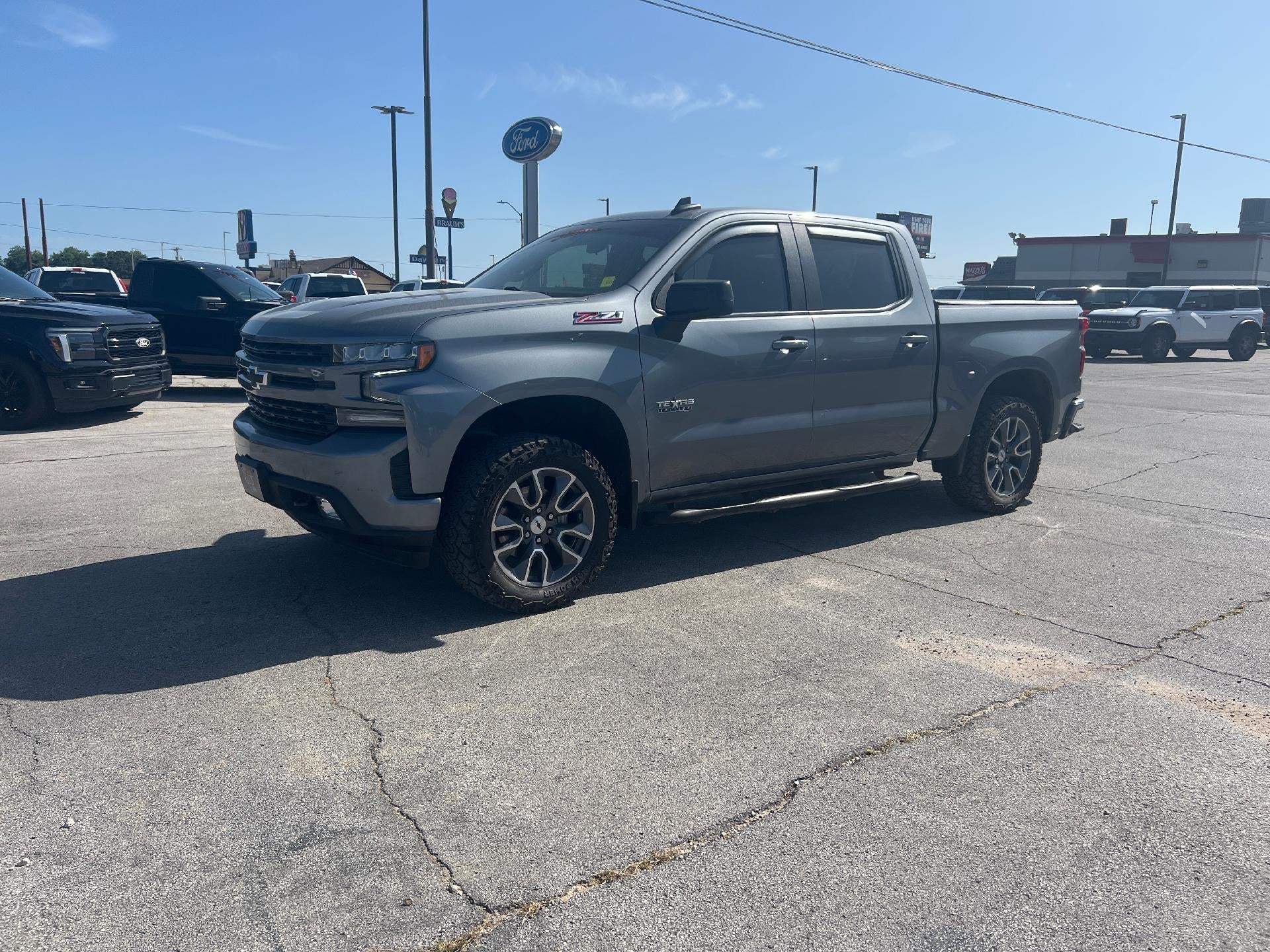 2021 Chevrolet Silverado 1500 Crew Cab Short Box 4-Wheel Drive RST