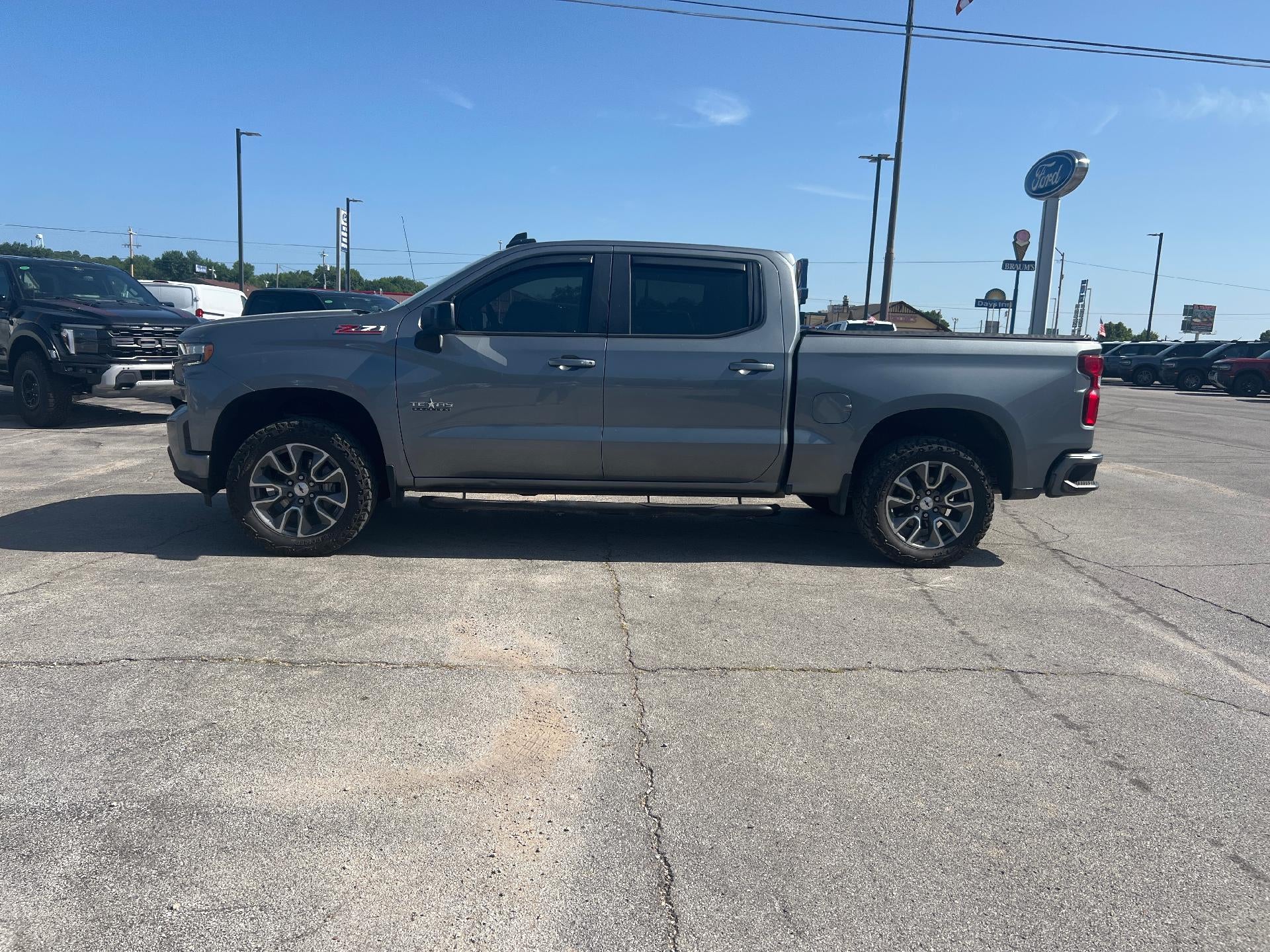 2021 Chevrolet Silverado 1500 Crew Cab Short Box 4-Wheel Drive RST