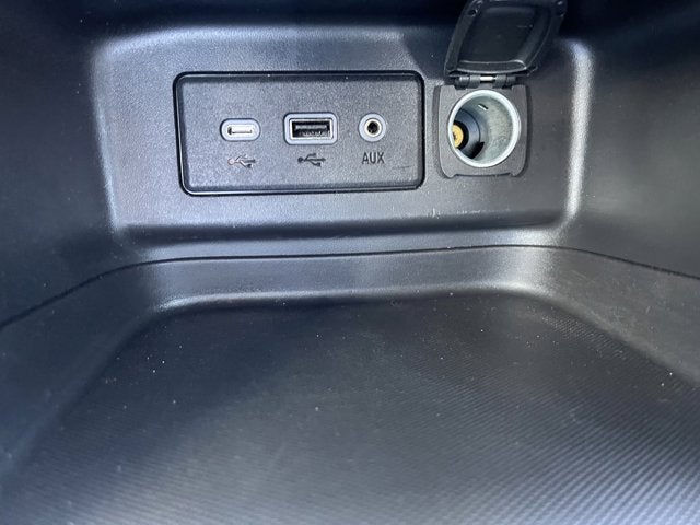 2023 Chevrolet Equinox LT w/2FL