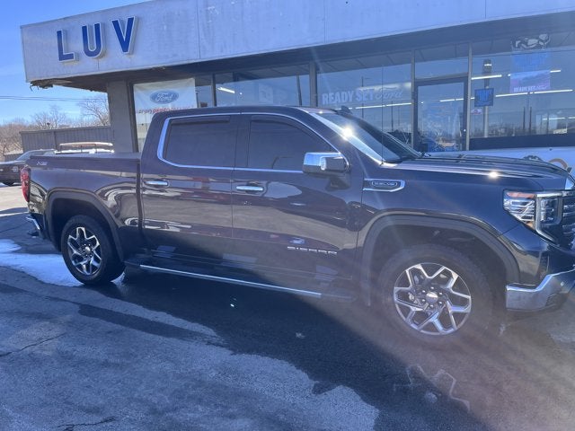 2024 GMC Sierra 1500 SLT