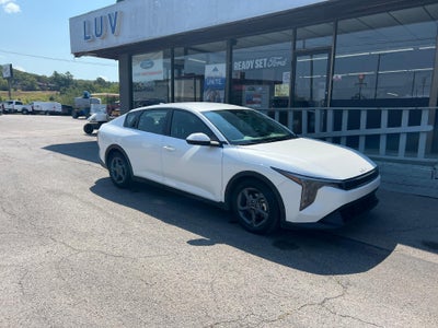 2025 Kia K4 LX FWD