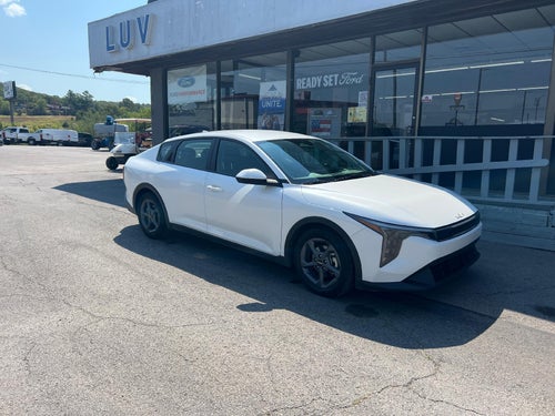 2025 Kia K4 LX FWD