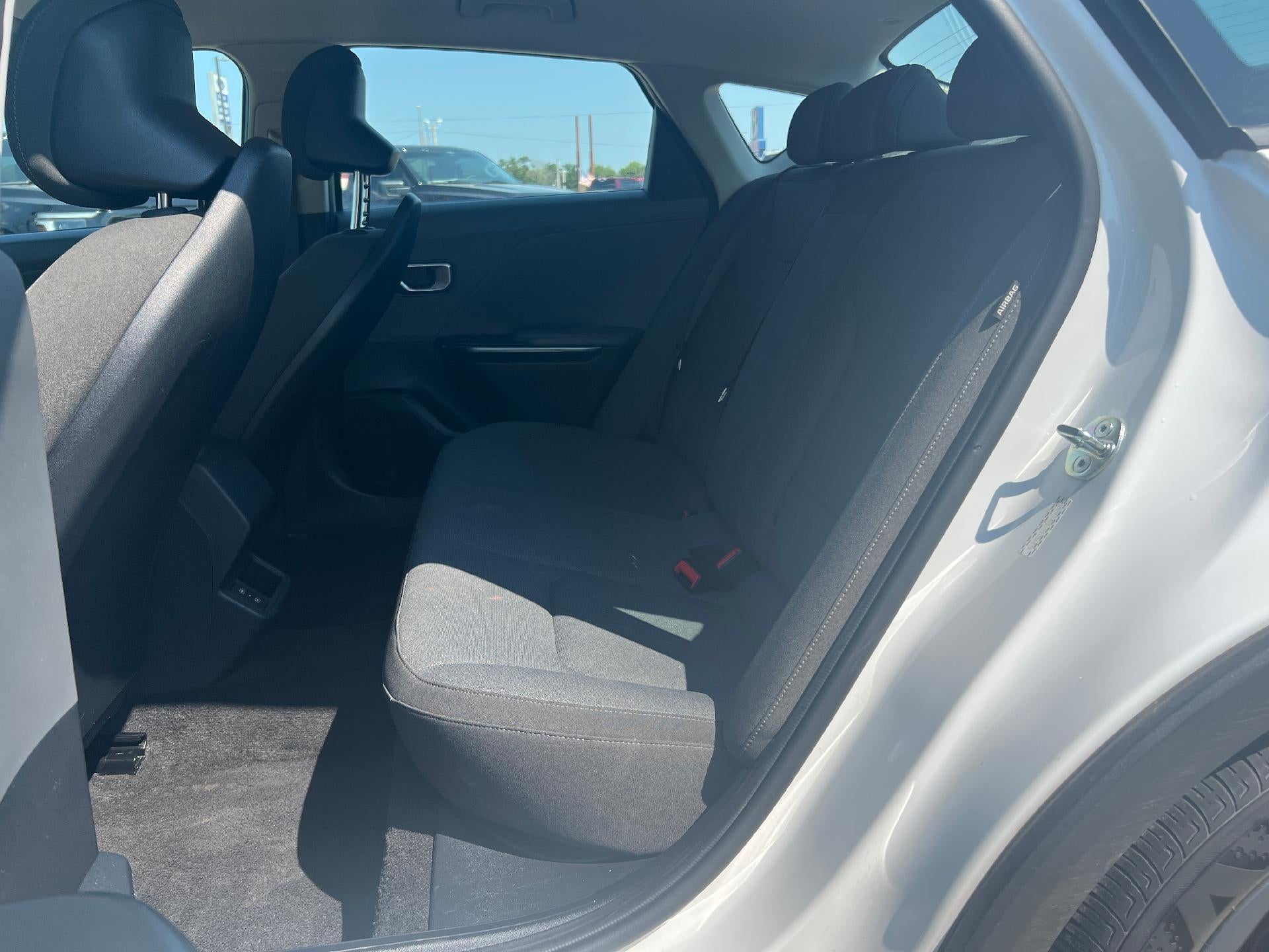 2025 Kia K4 LX FWD
