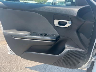 2025 Kia K4 LX FWD