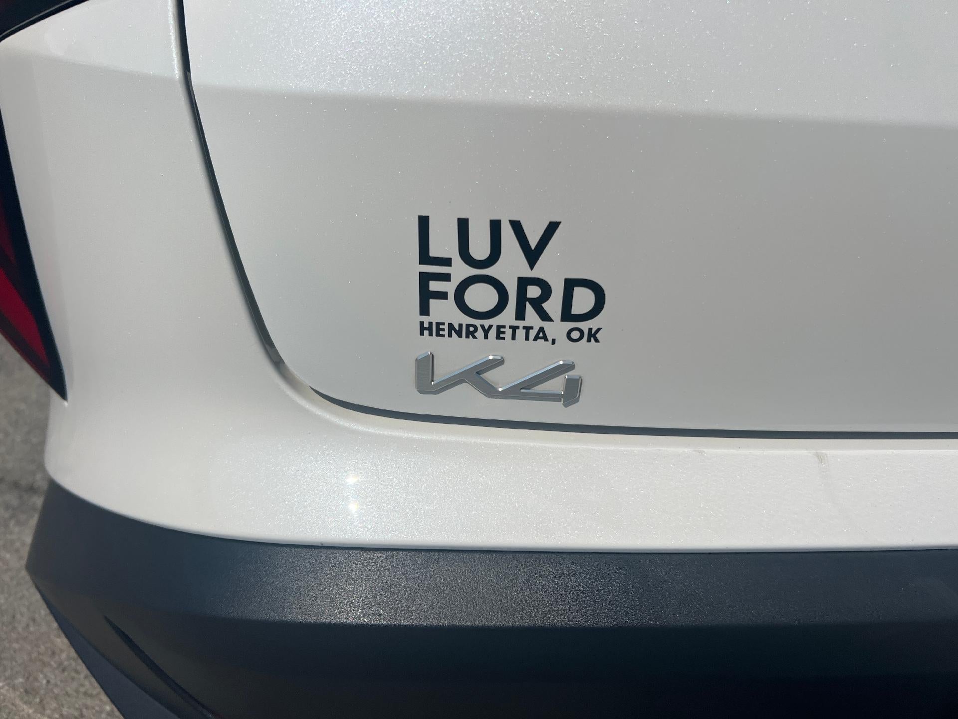 2025 Kia K4 LX FWD