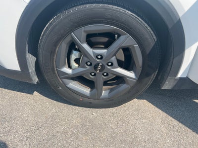 2025 Kia K4 LX FWD