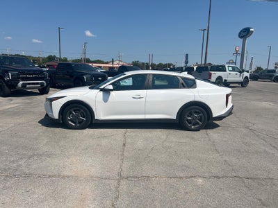 2025 Kia K4 LX FWD