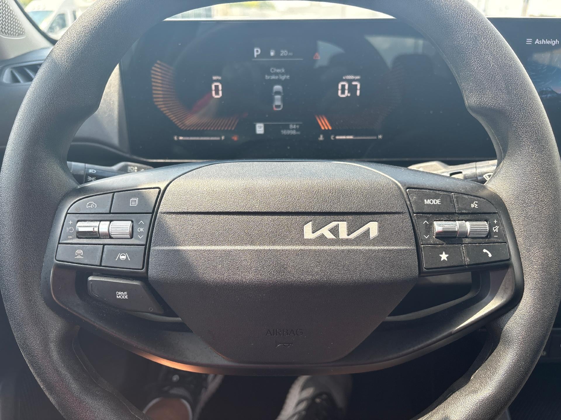 2025 Kia K4 LX FWD