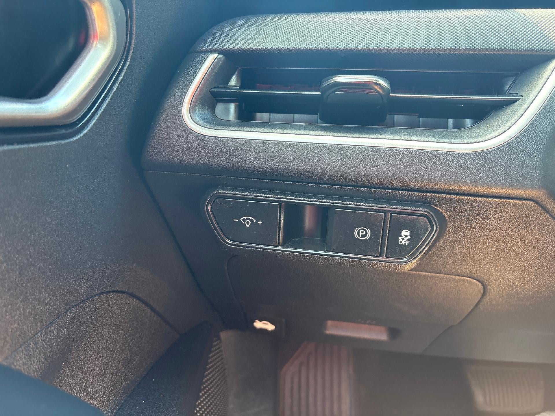 2025 Kia K4 LX FWD