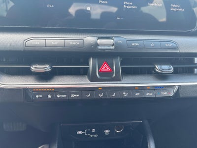 2025 Kia K4 LX FWD