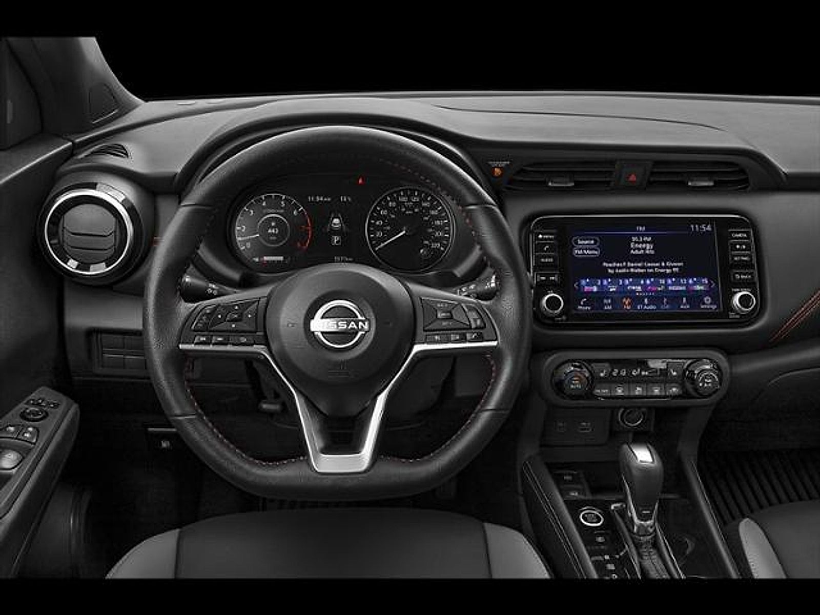 2023 Nissan Kicks SR FWD