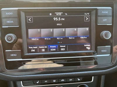 2022 Volkswagen Tiguan 2.0T S