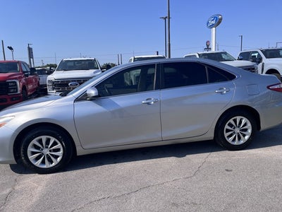 2017 Toyota Camry LE