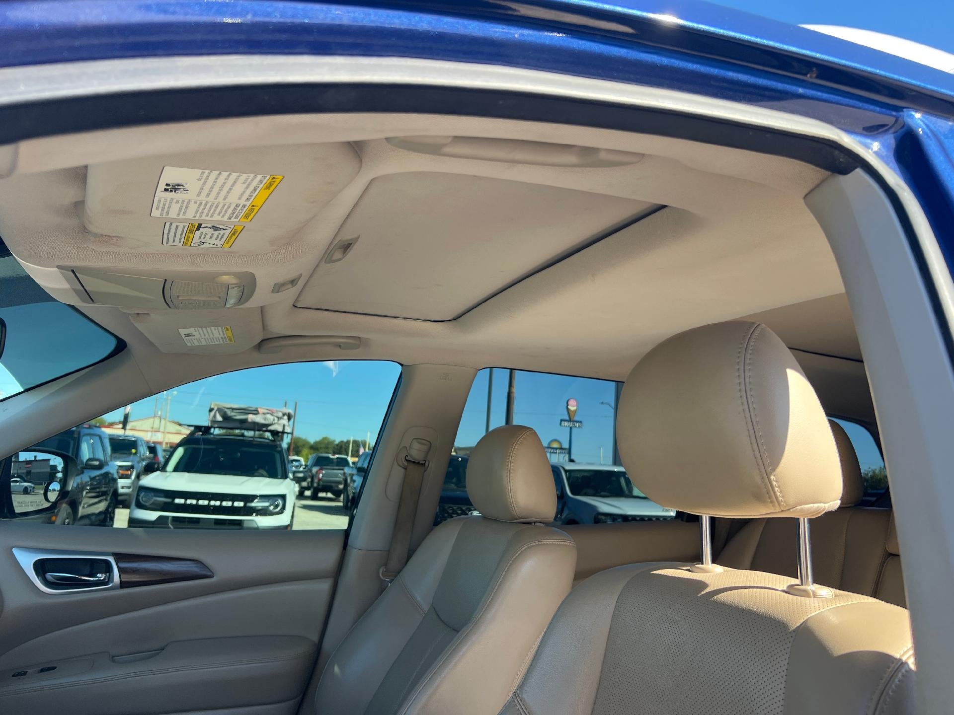 2020 Nissan Pathfinder FWD Platinum