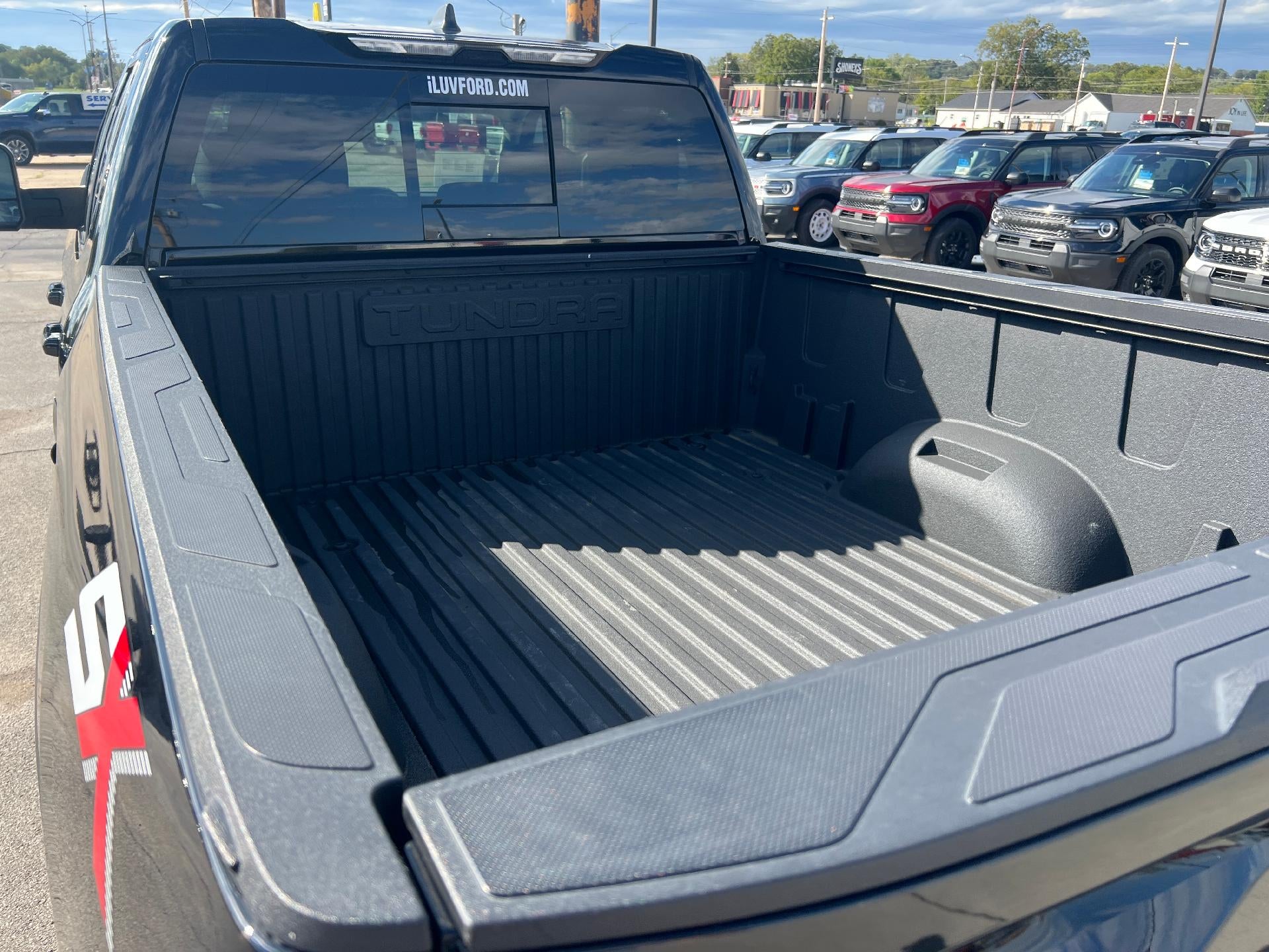 2024 Toyota Tundra 4WD 4WD SR5 Double Cab 6.5' Bed (Natl)