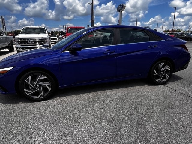 2025 Hyundai ELANTRA SEL Convenience