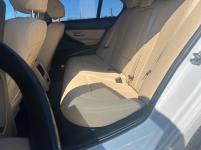 2017 BMW 320i Sedan