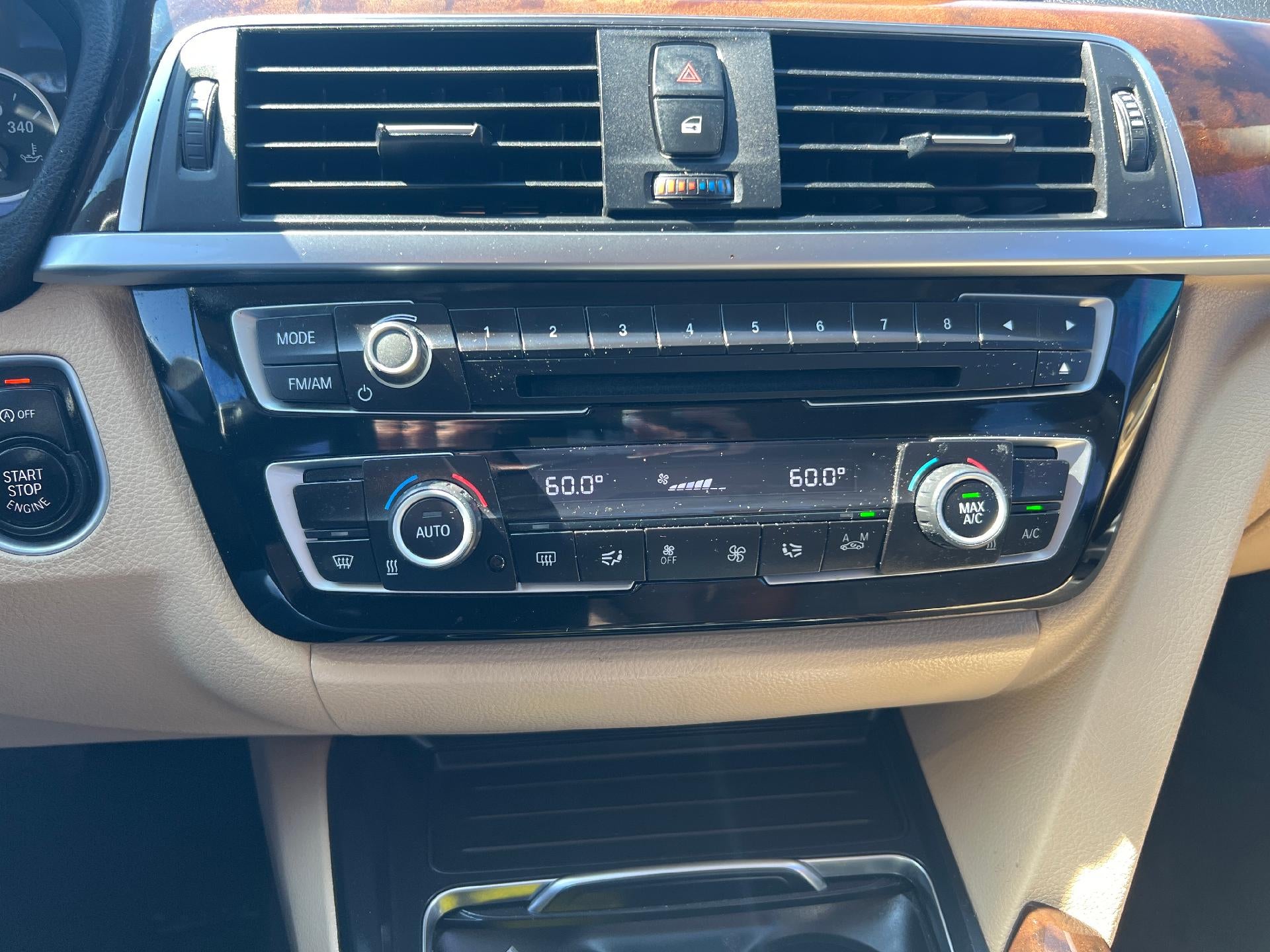 2017 BMW 320i Sedan